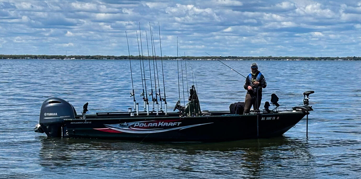 21’ PolarKraft Outlander 21’ PolarKraft Outlander